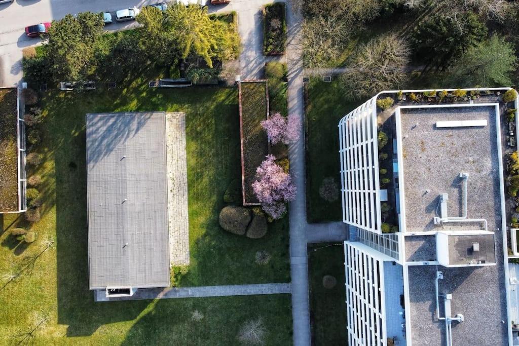 Apartment Mit Balkon Und Privatparkplatz Аугсбург Экстерьер фото